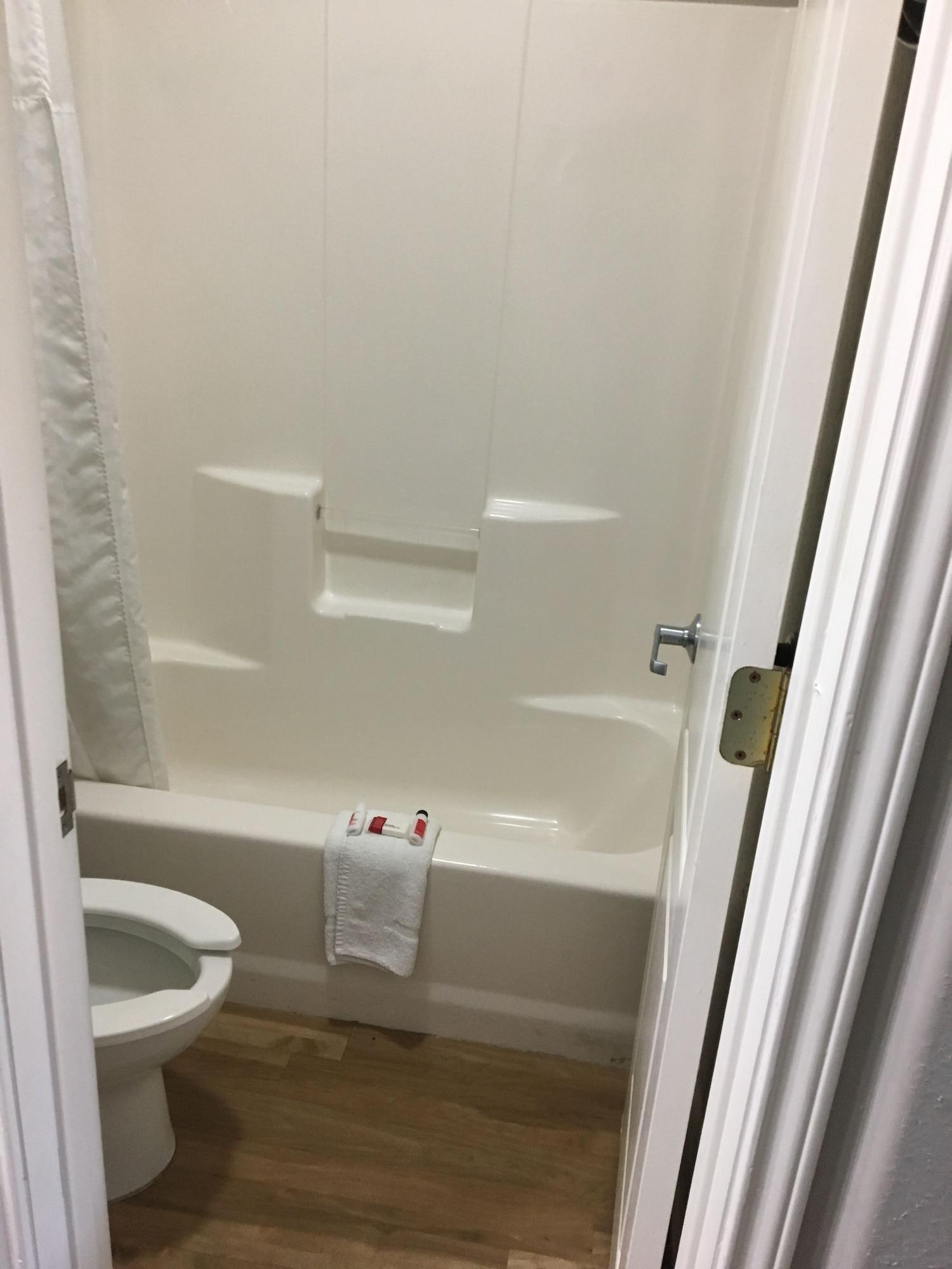 Super 8 By Wyndham Near Sam Houston Motel San Antonio