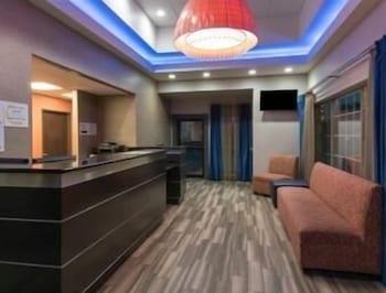 Motel Super 8 By Wyndham Near Sam Houston San Antonio